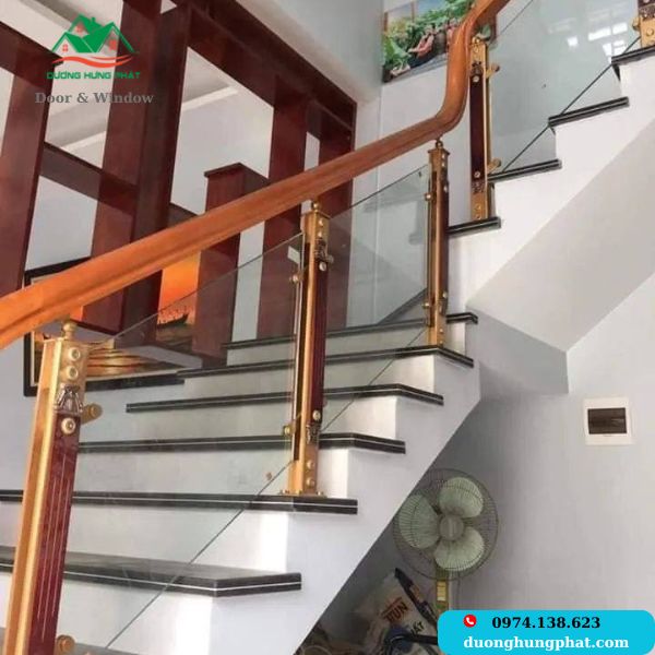 cầu thang kính quận 9 TP.HCM